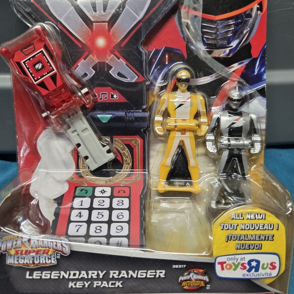 Power Rangers Megaforce Legendary Ranger Key Pack - Red, Yellow, Silver - Picture 2 of 5